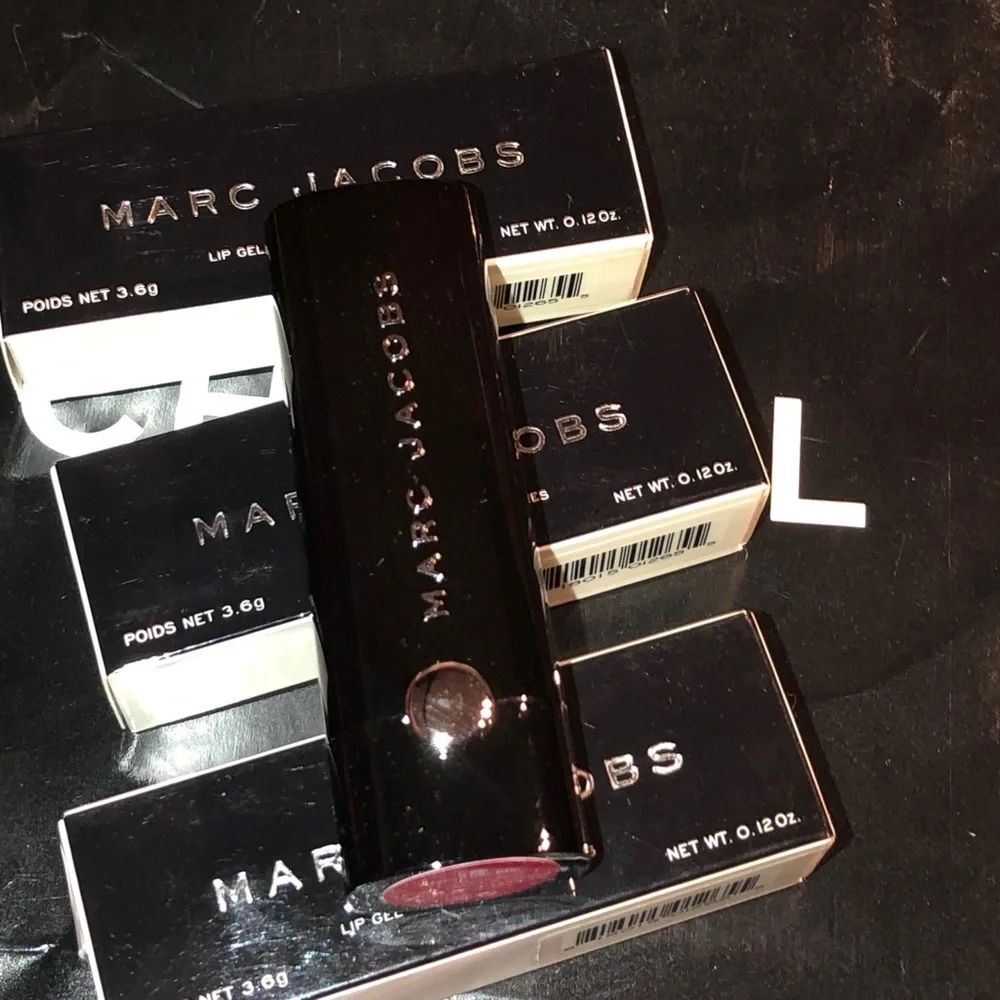 Marc Jacobs Neo-Noir Lip Gel-126